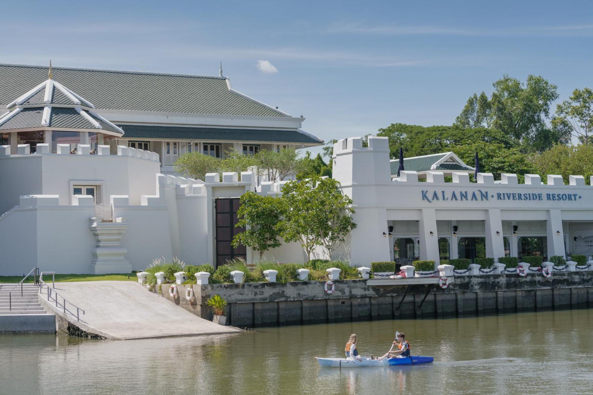 Kalanan Riverside Resort Nonthaburi Exterior photo