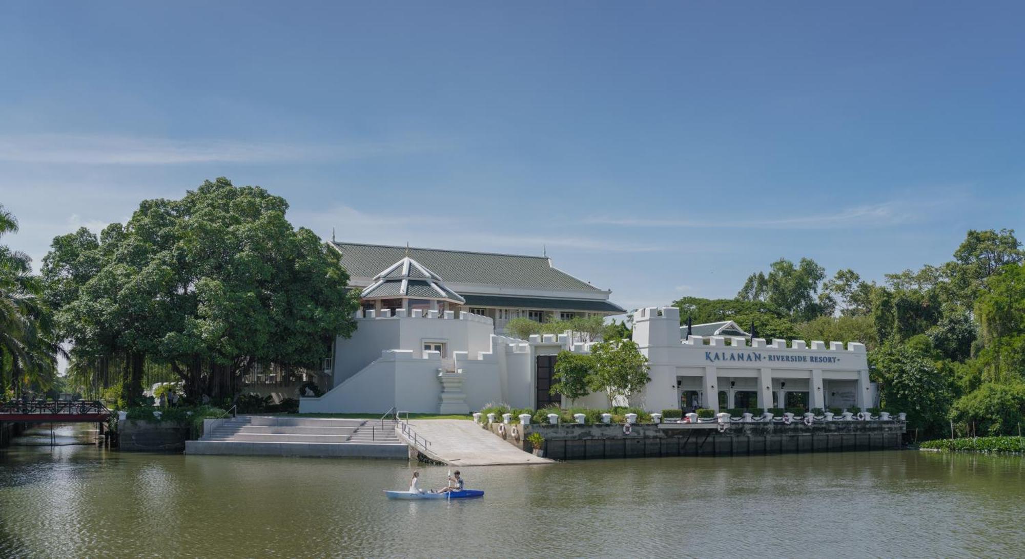 Kalanan Riverside Resort Nonthaburi Exterior photo