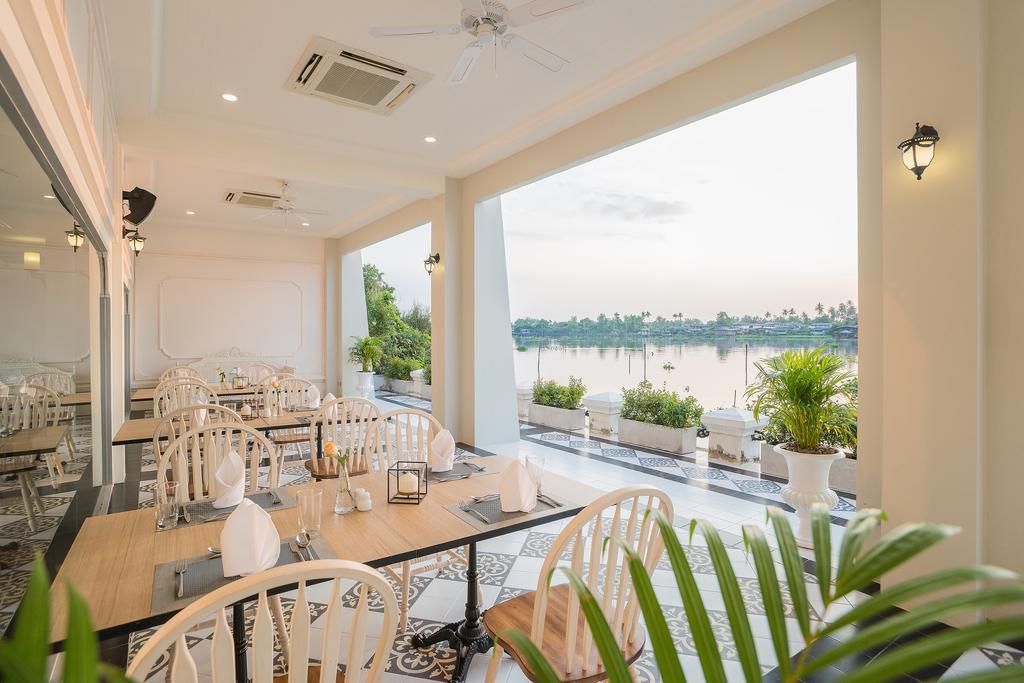 Kalanan Riverside Resort Nonthaburi Exterior photo
